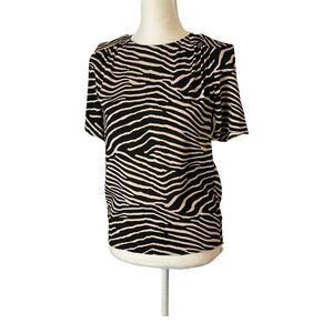H&M Women’s short sleeve silky striped Zebra Blouse sz 0 Scoop Neck black cream